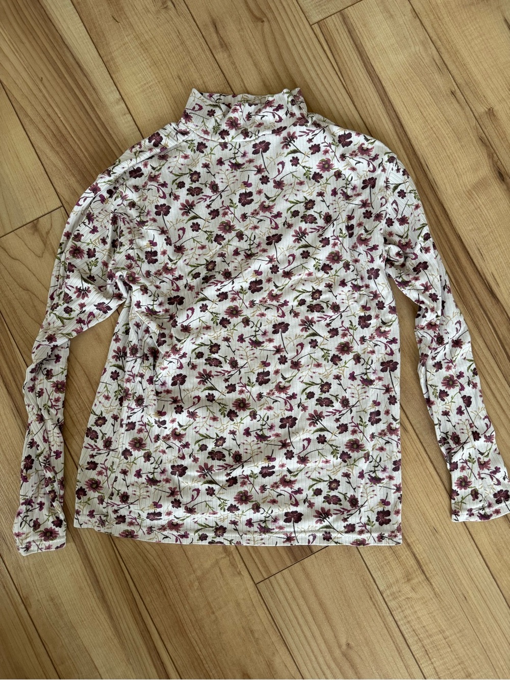 Women’s Cream Floral Long-Sleeve Mock Neck Top